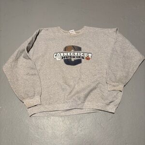 Vintage Y2K Connecticut uconn huskies basketball crewneck NCAAA size XL